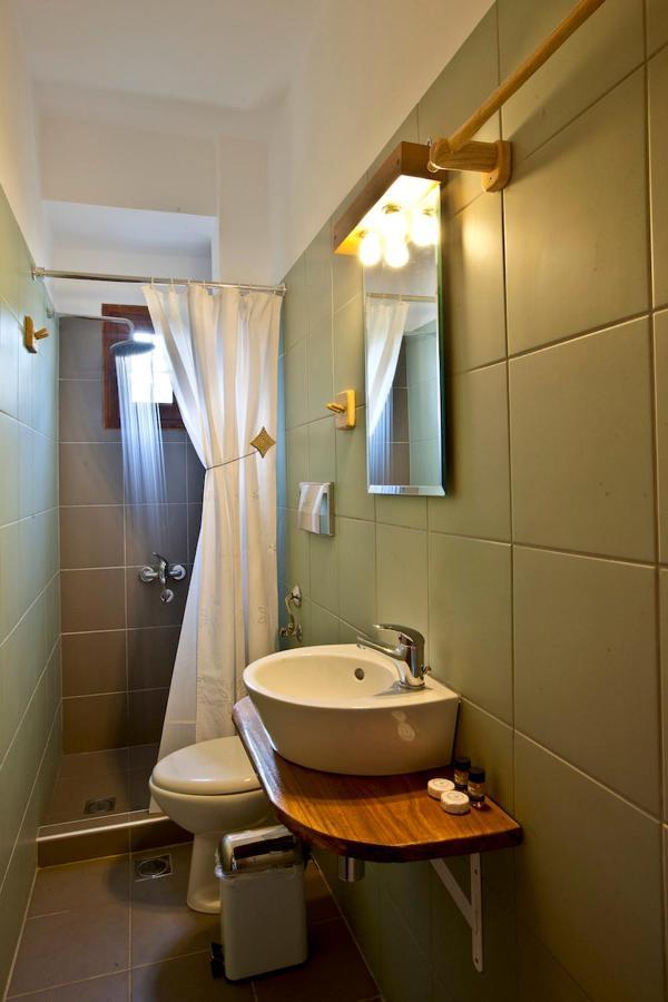 Victoria'S Guesthouse Damouchari Luaran gambar